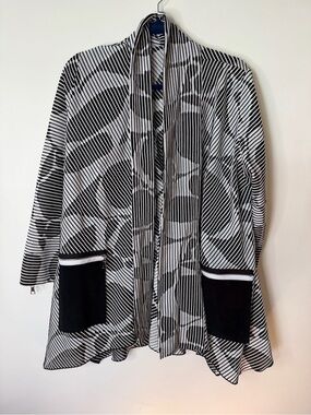 IC by Connie Black and White Striped Open Cardigan jacket zip pocket size L USA